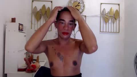 transeugene1990 online show from April 5, 4:26 pm