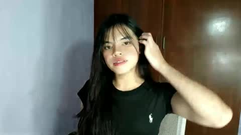 Snapshot of transpinay_kimxxx chatting on February 19, 7:54 pm transpinay_kimxxx online show from February 19, 7:54 pm