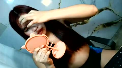 Snapshot of transpinay_kimxxx chatting on June 29, 2:51 am transpinay_kimxxx online show from June 29, 2:51 am