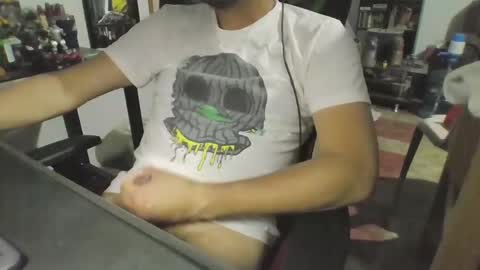 traveler_92 online show from March 2, 2:47 am