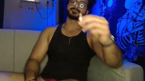 travisandnina online show from February 25, 2:48 pm