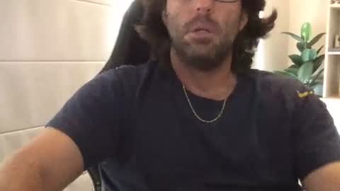 TravisKenn online show from May 5, 1:08 pm
