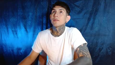 TRAV - INDEPENDENT MODEL online show from December 24, 9:44 pm