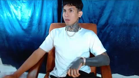 TRAV - INDEPENDENT MODEL online show from January 8, 12:05 pm