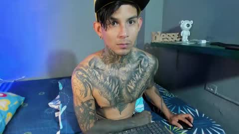 TRAV - INDEPENDENT MODEL online show from September 15, 5:18 am