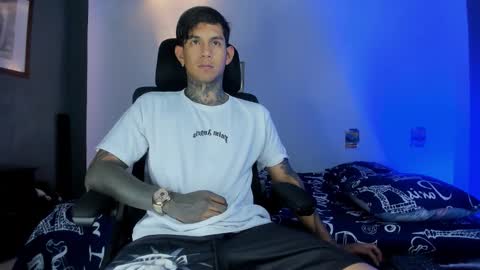 TRAV - INDEPENDENT MODEL online show from November 15, 6:55 am