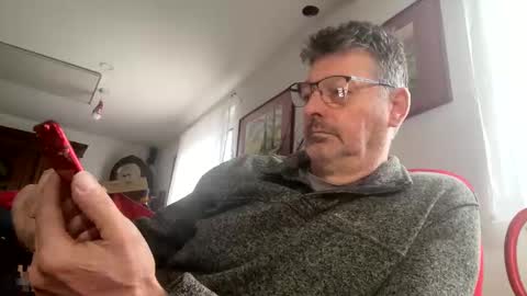 trebgeis1 online show from February 27, 7:12 am