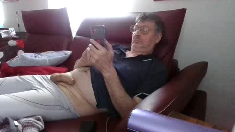 trebgeis1 online show from April 2, 3:09 pm