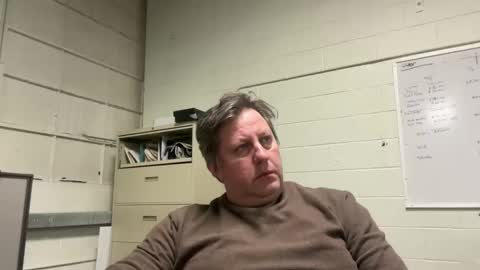 Snapshot of treborinthesky chatting on January 23, 11:47 pm treborinthesky online show from January 23, 11:47 pm