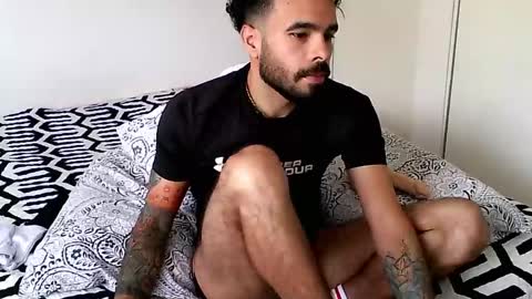 Snapshot of treborshunter chatting on February 12, 7:02 pm Hunter man online show from February 12, 7:02 pm