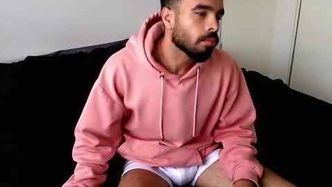 Snapshot of treborshunter chatting on March 7, 9:17 pm Hunter man online show from March 7, 9:17 pm