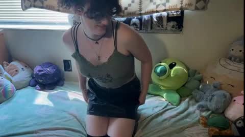treecups online show from July 17, 7:08 pm