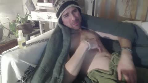 Snapshot of treehuggerhemp chatting on December 23, 4:22 am TreeHugger queer online show from December 23, 4:22 am