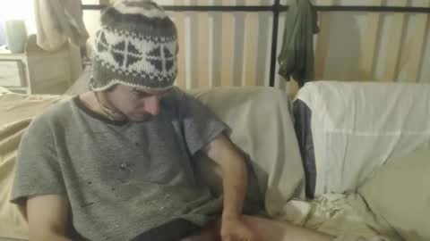 Snapshot of treehuggerhemp chatting on October 24, 6:10 am TreeHugger queer online show from October 24, 6:10 am