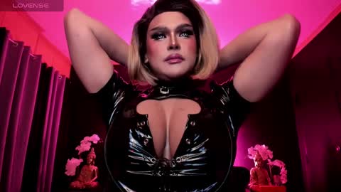 Jade online show from January 4, 6:30 am