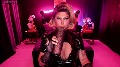 Jade online show from January 8, 6:52 am