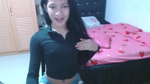 STEPHANiE online show from November 30, 3:21 am