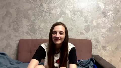 Tina online show from March 23, 2:10 pm