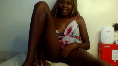 tresyamber online show from June 6, 7:24 am