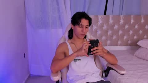 Snapshot of trevor_belmon chatting on September 26, 12:03 am Trevor Belmon online show from September 26, 12:03 am