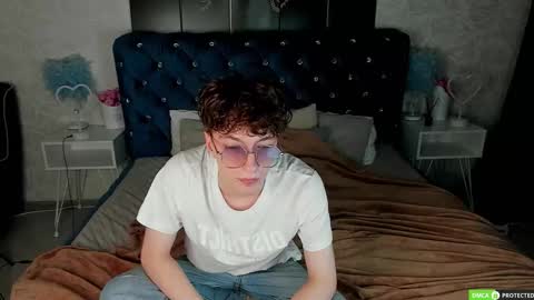 TrevorBenson online show from September 15, 6:08 pm