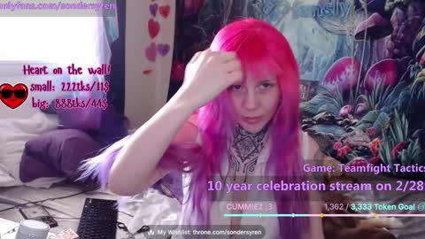 Snapshot of tricky_nymph chatting on February 27, 7:36 pm Cassie online show from February 27, 7:36 pm