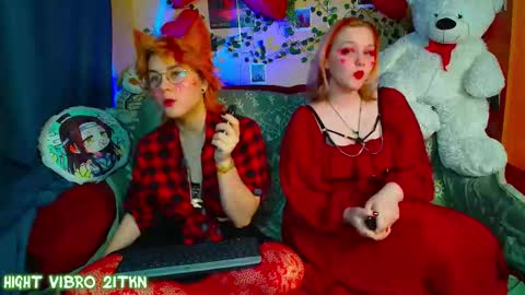 trickykitsune online show from February 13, 3:19 pm