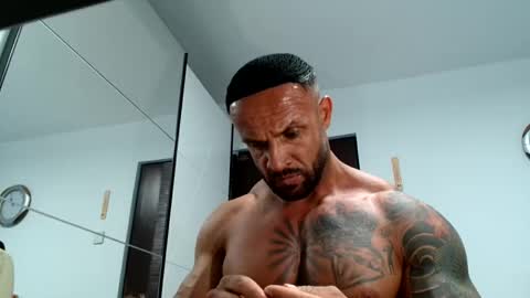 tridentmuscles online show from November 10, 11:04 pm