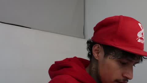 - trieone online show from February 14, 8:31 am