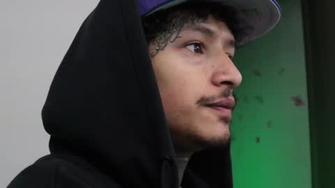 - trieone online show from December 4, 10:46 am