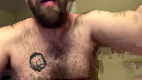 triller402 online show from April 7, 11:21 am