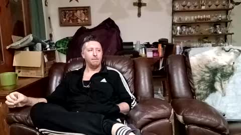 Snapshot of trillnonymau5 chatting on December 27, 3:59 pm trillnonymau5 online show from December 27, 3:59 pm