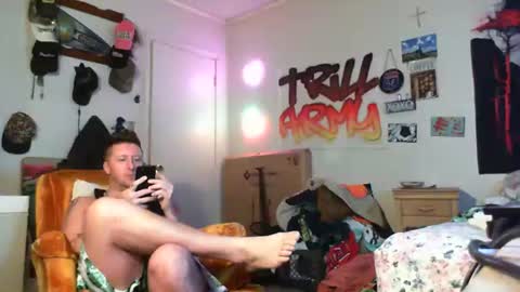 Snapshot of trillnonymau5 chatting on January 11, 10:29 pm trillnonymau5 online show from January 11, 10:29 pm