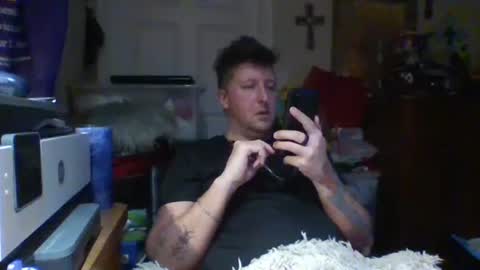 Snapshot of trillnonymau5 chatting on January 25, 5:18 am trillnonymau5 online show from January 25, 5:18 am