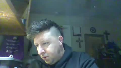 Snapshot of trillnonymau5 chatting on February 14, 11:42 pm trillnonymau5 online show from February 14, 11:42 pm