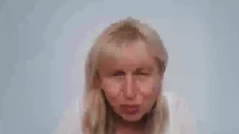 Snapshot of trinaadair chatting on November 22, 11:09 am TrinaAdair online show from November 22, 11:09 am