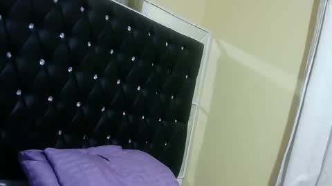 trinatrina94 online show from December 22, 3:53 pm
