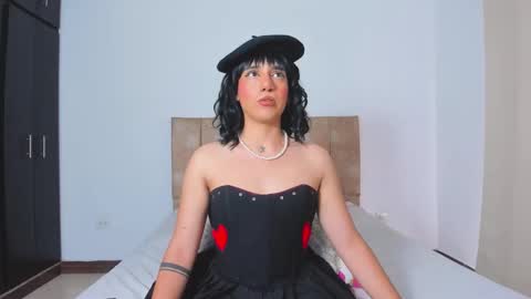 Snapshot of trinydoll chatting on October 12, 1:10 pm Triny online show from October 12, 1:10 pm