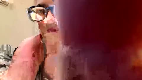 Snapshot of trippsgotlips chatting on March 20, 3:28 pm Trippsgotlips online show from March 20, 3:28 pm