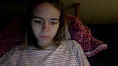 Snapshot of trippybb222 chatting on September 9, 2:38 pm trippybb222 online show from September 9, 2:38 pm