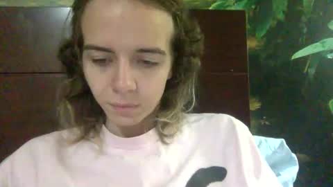 trippybb222 online show from September 13, 11:48 pm