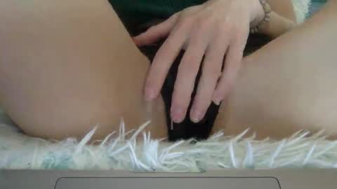 Snapshot of trippybb222 chatting on February 26, 3:00 pm trippybb222 online show from February 26, 3:00 pm