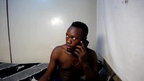 Snapshot of trisboo5 chatting on January 5, 8:32 am Trisboo5 online show from January 5, 8:32 am