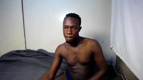 Snapshot of trisboo5 chatting on January 5, 7:39 pm Trisboo5 online show from January 5, 7:39 pm