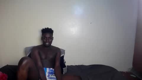 Snapshot of trisboo5 chatting on February 23, 1:10 pm Trisboo5 online show from February 23, 1:10 pm