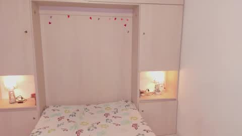 TRISHA online show from March 22, 4:16 am