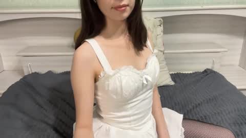 Snapshot of tristalevy chatting on May 18, 10:10 am Sofa Im new here and so far I do not take off the panties online show from May 18, 10:10 am