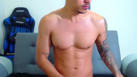 tristan bm online show from January 22, 1:32 pm