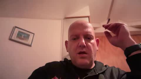 Snapshot of tritonspace chatting on October 3, 1:02 am Triton online show from October 3, 1:02 am