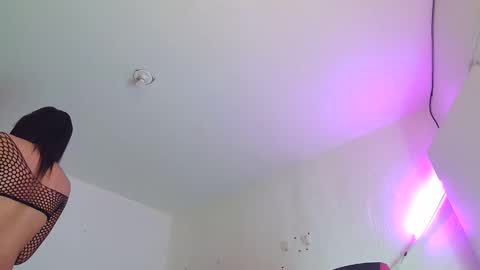 trix_ebony online show from April 7, 4:24 am